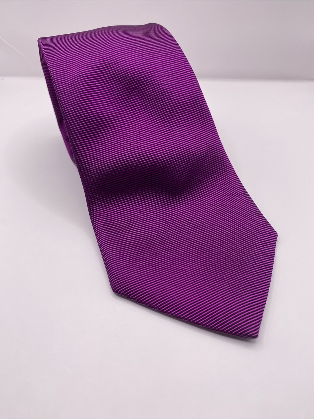 Charles Tyrwhitt Magenta Silk Tie with Blue Tip Lining